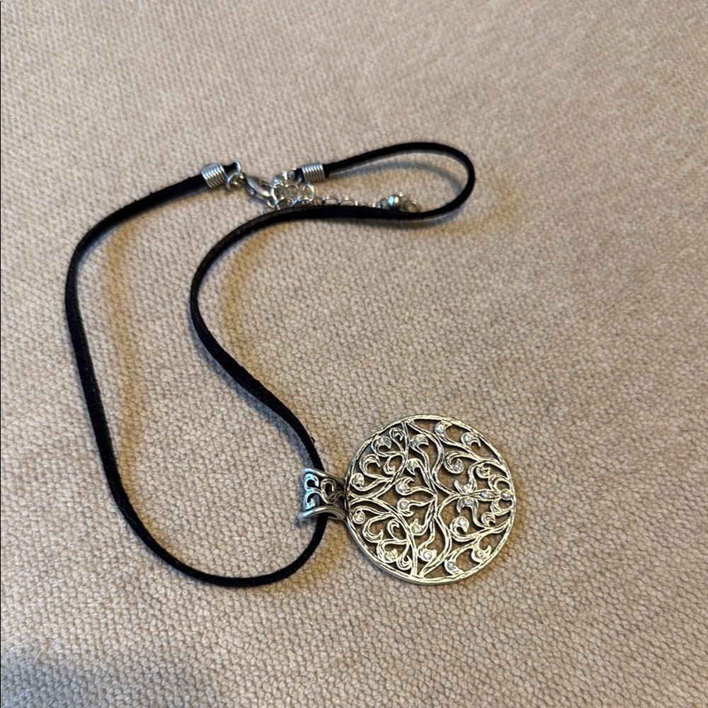 Lia Sophia Silver and Black Filigree Necklace